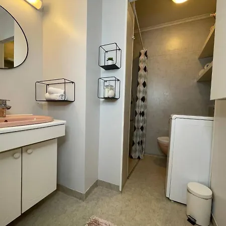 Bnb Nicolas Ap 8 Spacious Terraces Apartman